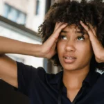 Erros comuns no emplacamento e como evitá-los com o Primeira Placa